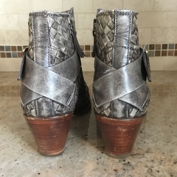 Pons Quintana Leather Woven Buckle Booties - Picture 9 of 14